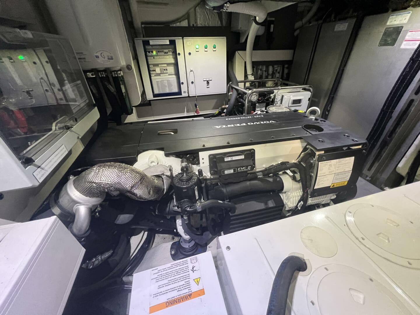 2023 Absolute 48 Navetta — photo 81