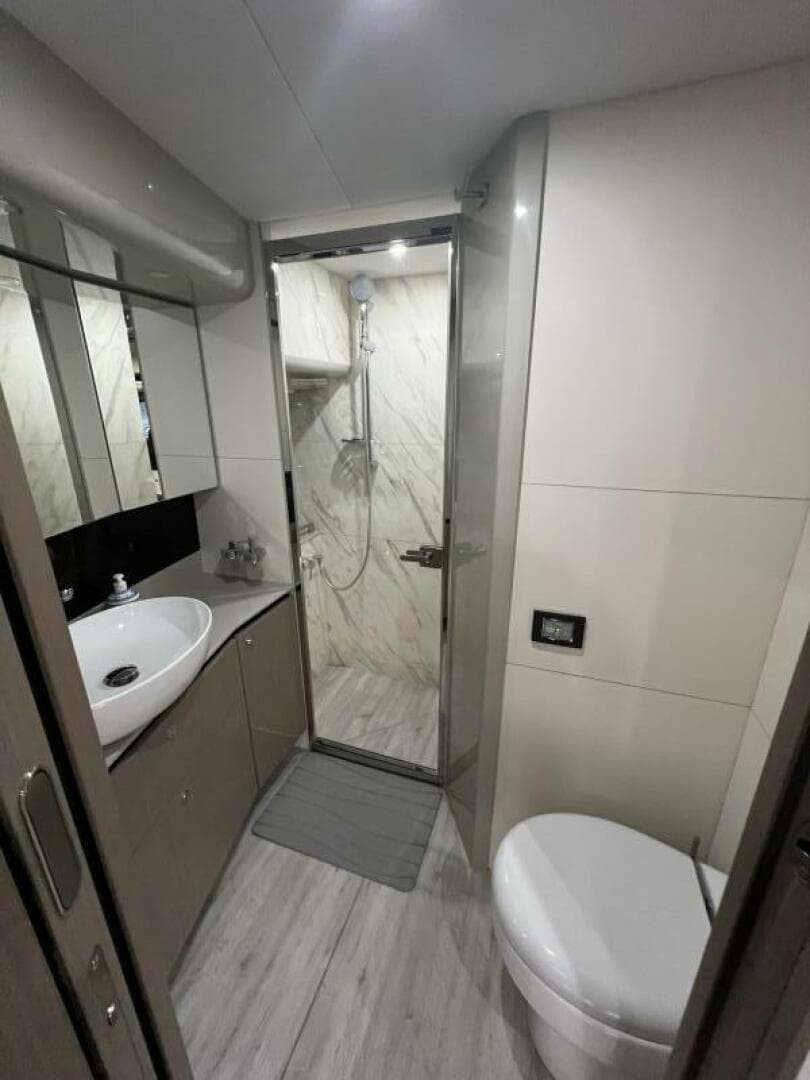 2023 Absolute 48 Navetta — photo 40