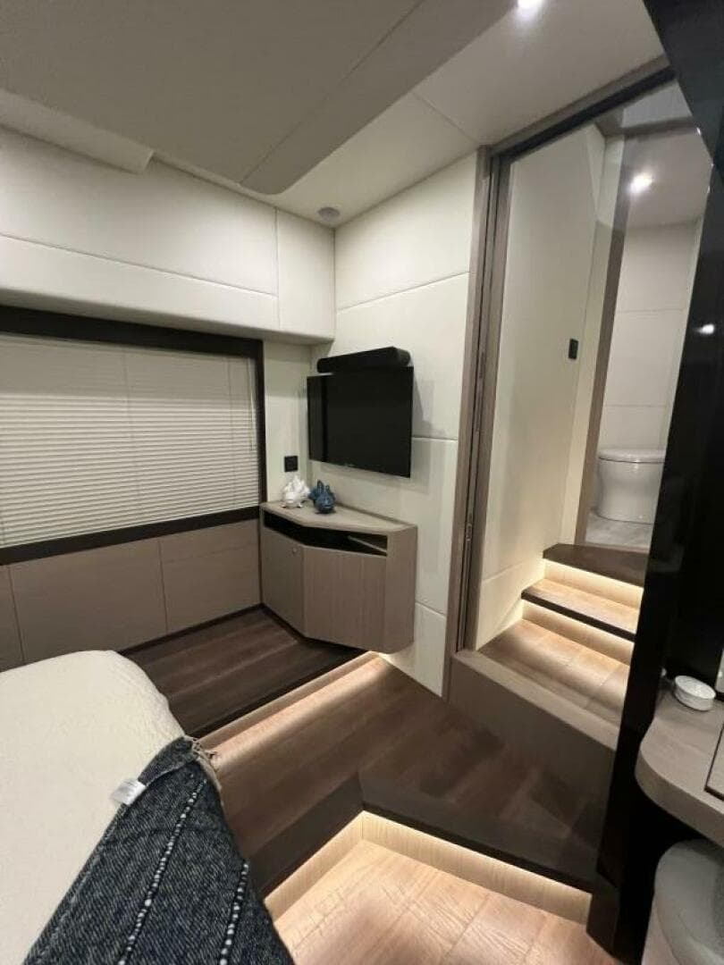 2023 Absolute 48 Navetta — photo 46