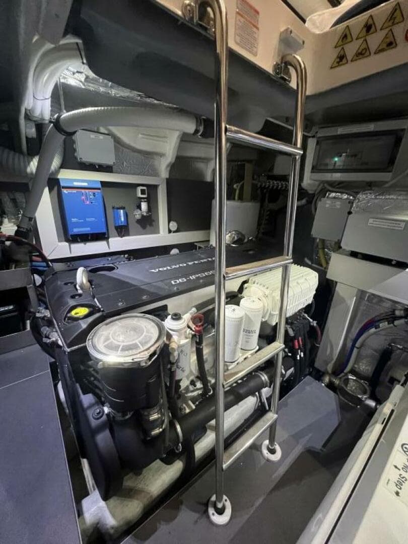 2023 Absolute 48 Navetta — photo 91