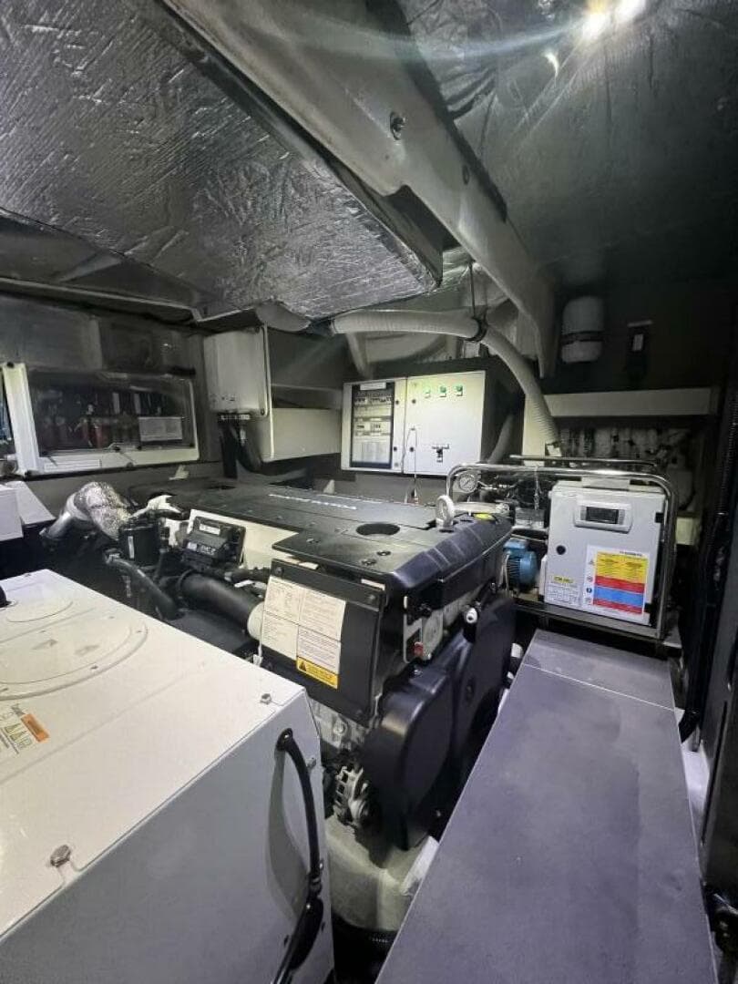 2023 Absolute 48 Navetta — photo 93