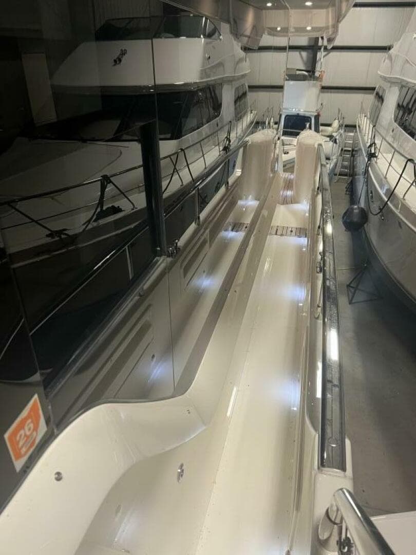 2023 Absolute 48 Navetta — photo 9