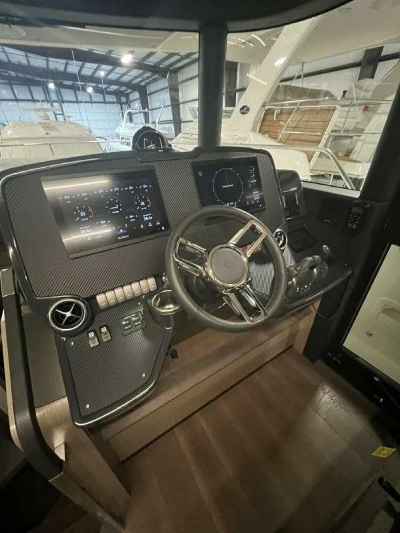 2023 Absolute 48 Navetta — photo 31