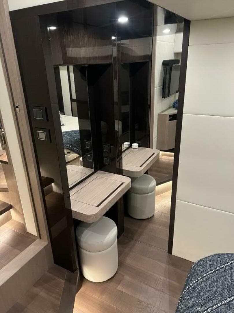 2023 Absolute 48 Navetta — photo 48