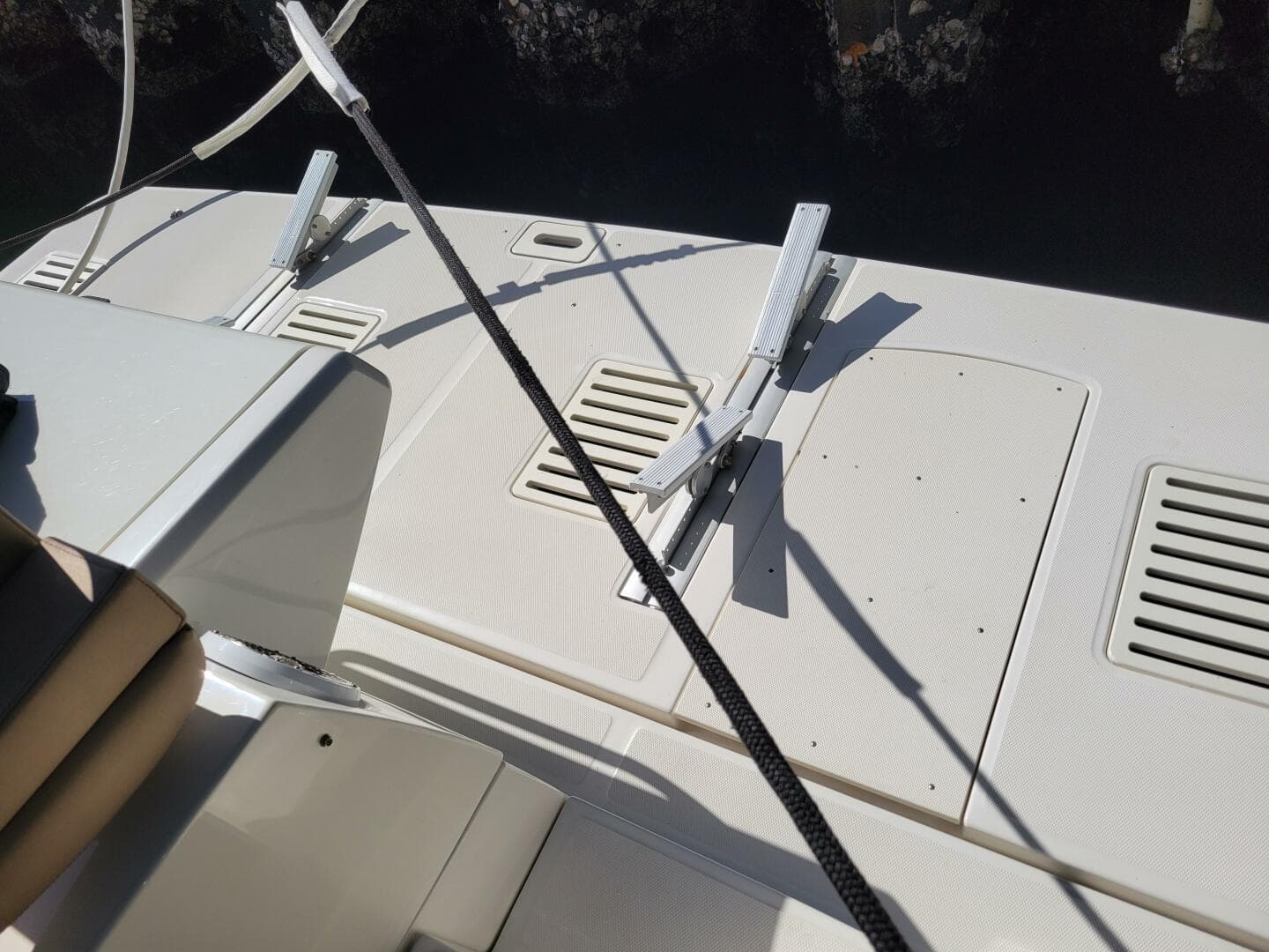 2017 Sea Ray 460 Sundancer — photo 40