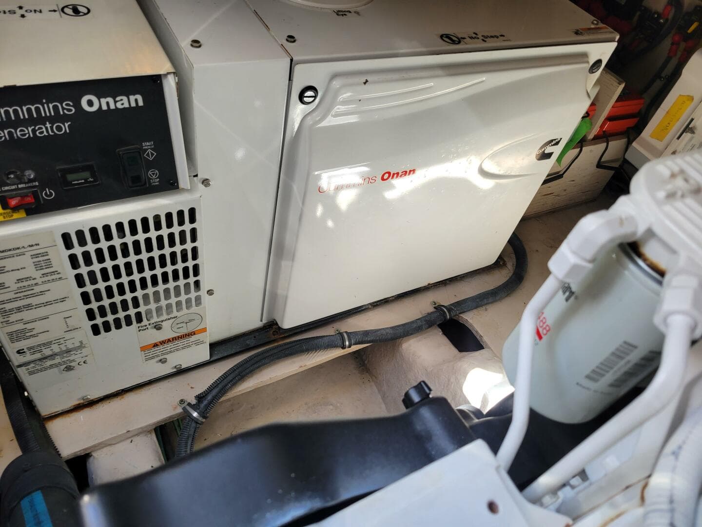 2017 Sea Ray 460 Sundancer — photo 34