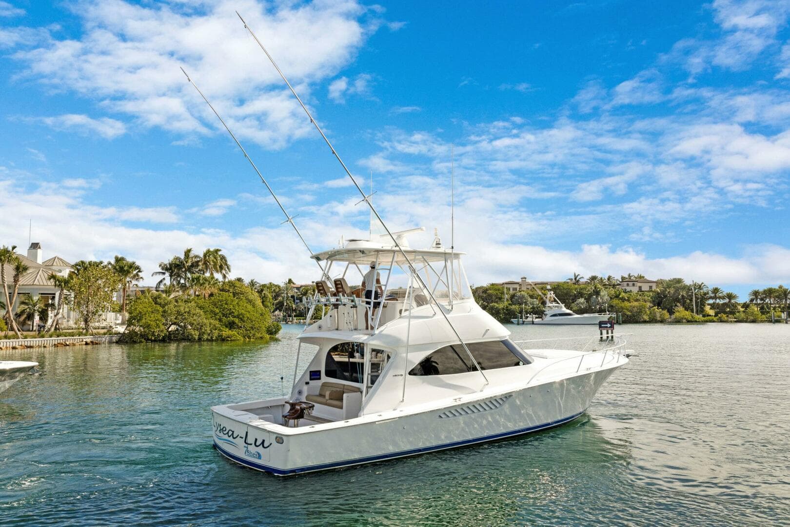 2015 Viking 46 Convertible — photo 59