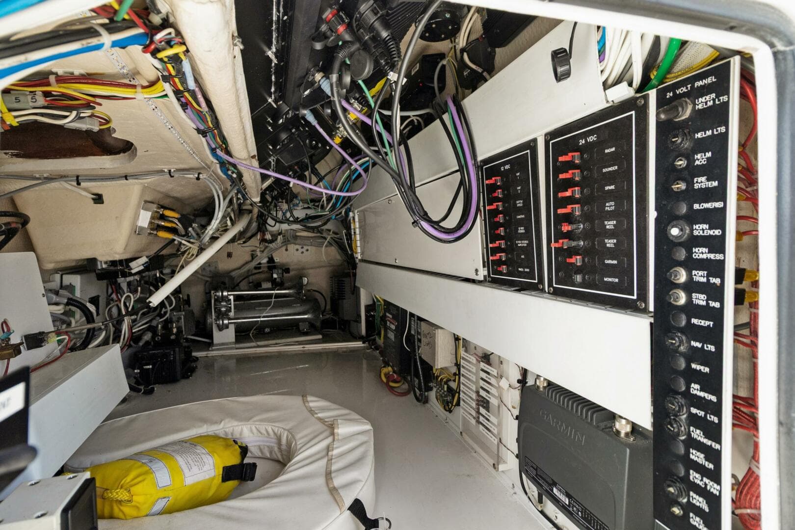 2015 Viking 46 Convertible — photo 35