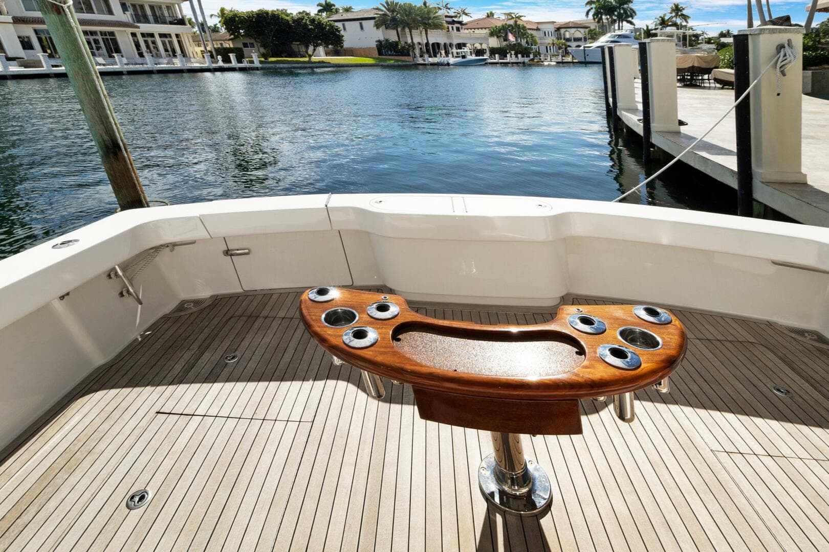 2015 Viking 46 Convertible — photo 48