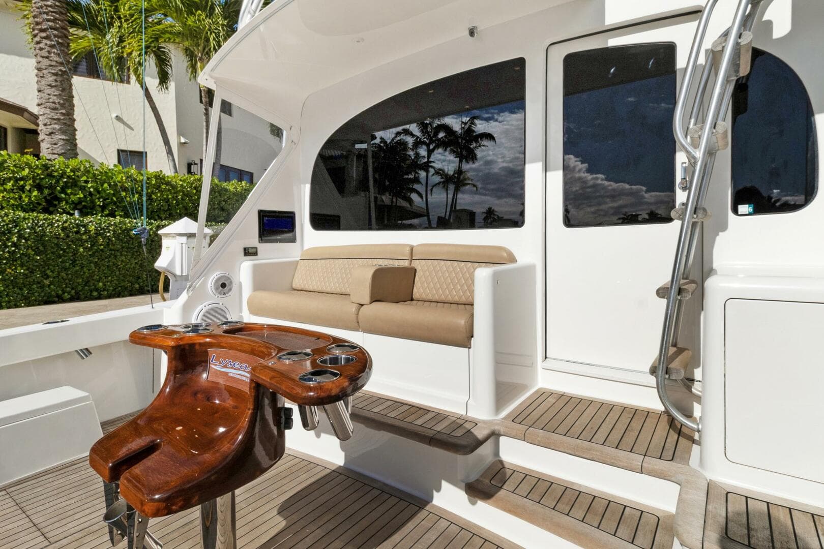 2015 Viking 46 Convertible — photo 20