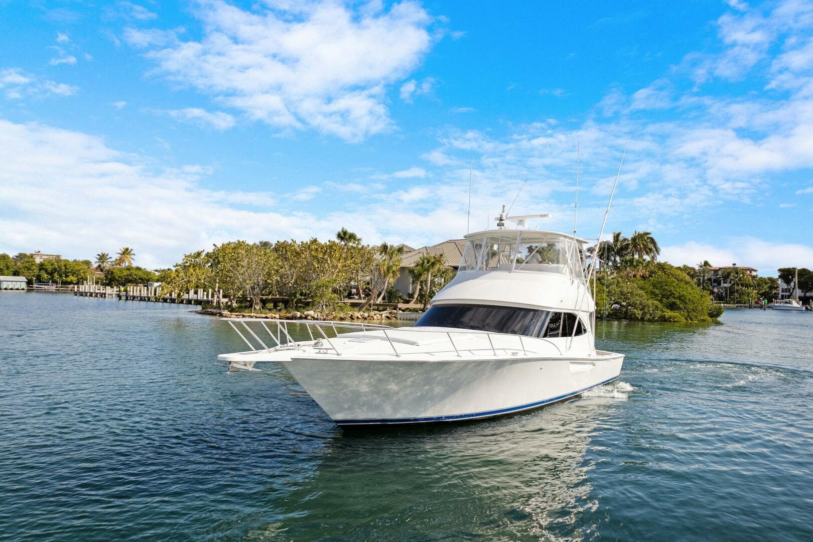 2015 Viking 46 Convertible — photo 55