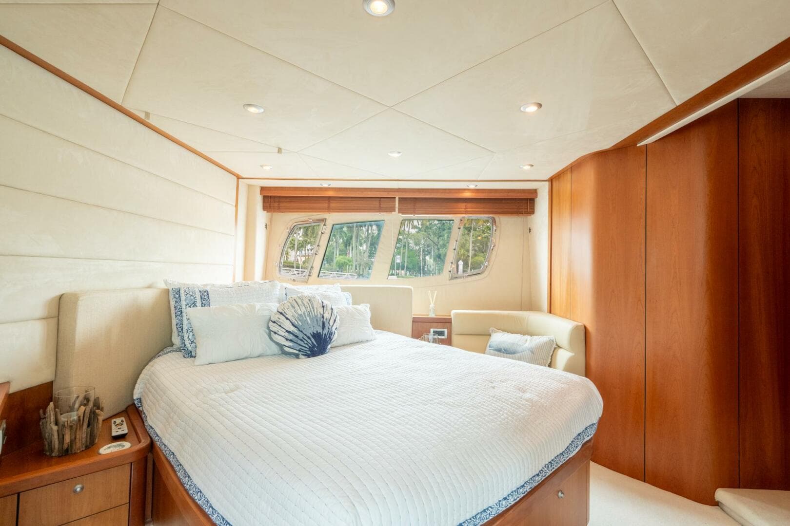 2008 Sunseeker Manhattan 70 — photo 49