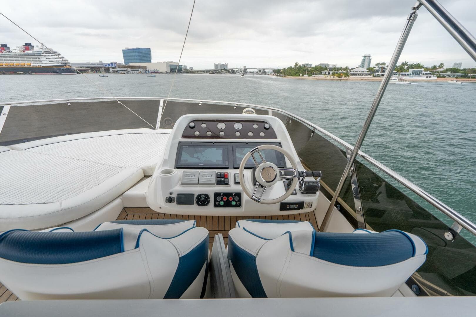 2008 Sunseeker Manhattan 70 — photo 20