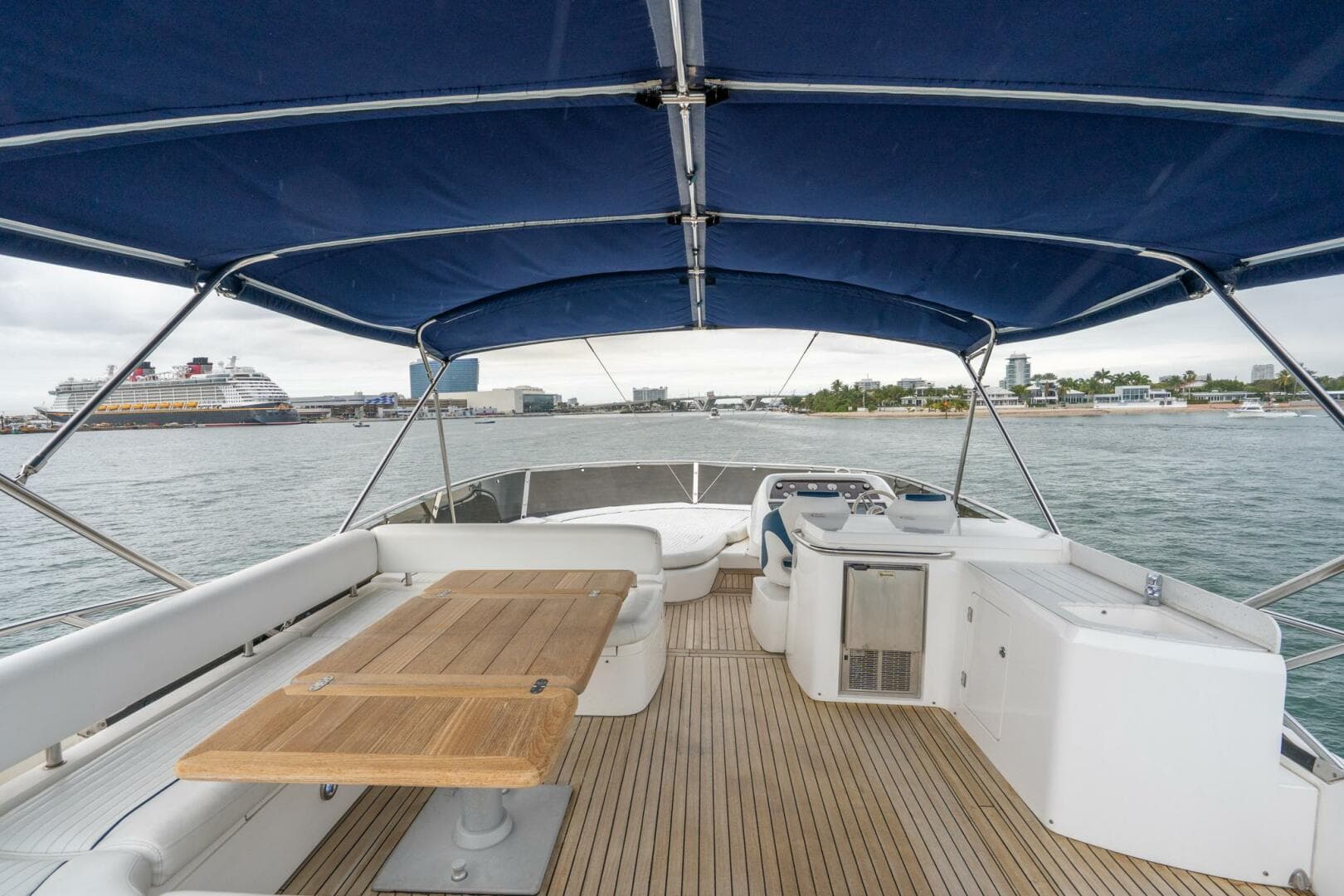 2008 Sunseeker Manhattan 70 — photo 21