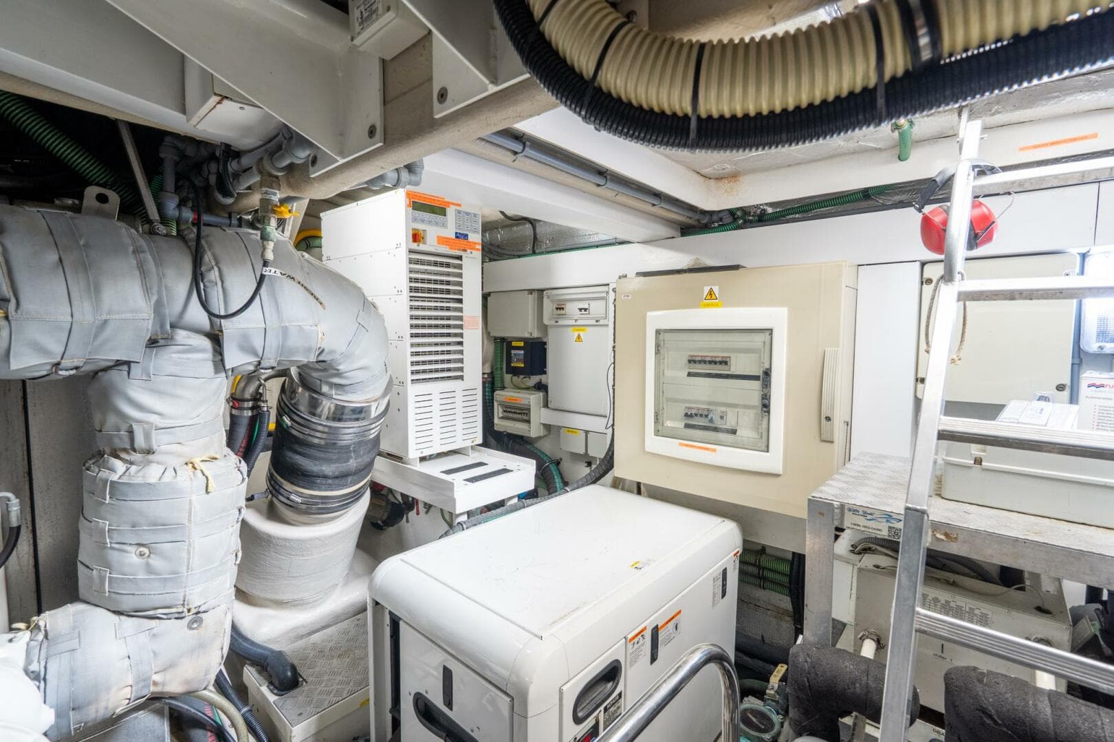 2008 Sunseeker Manhattan 70 — photo 54