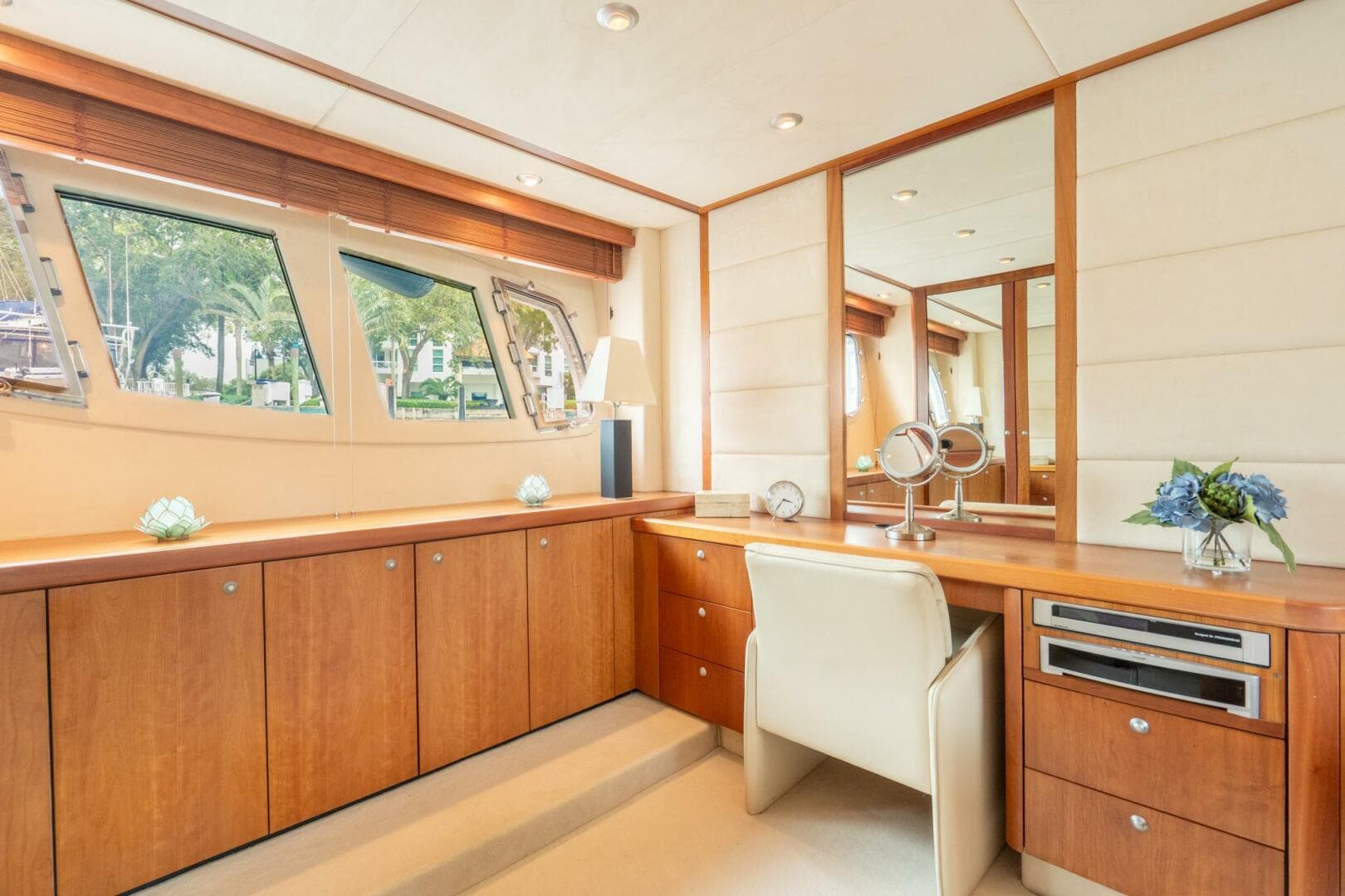 2008 Sunseeker Manhattan 70 — photo 50