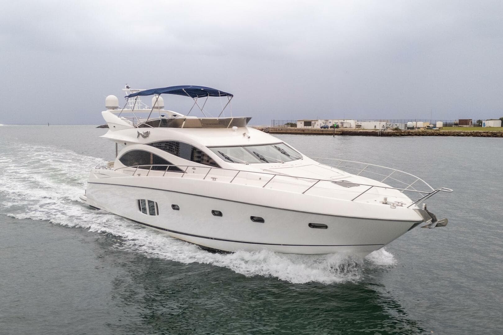 2008 Sunseeker Manhattan 70 — photo 2