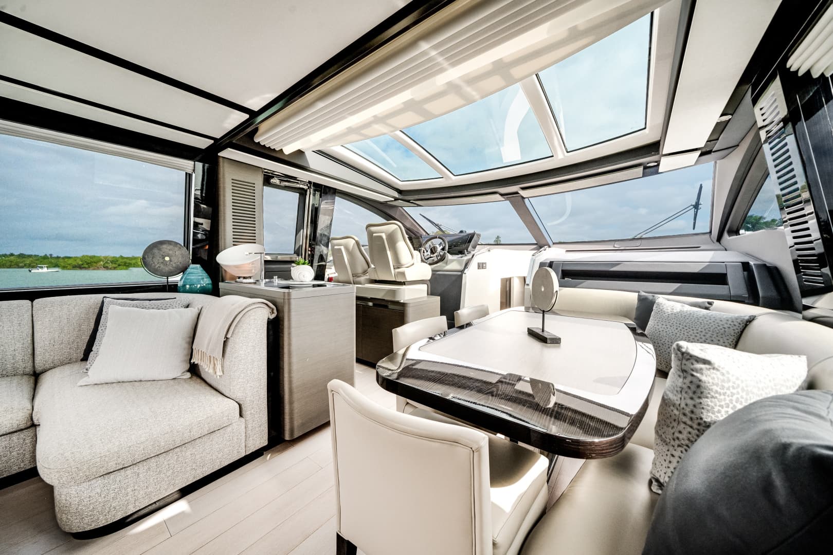 2020 Azimut S8 — photo 34