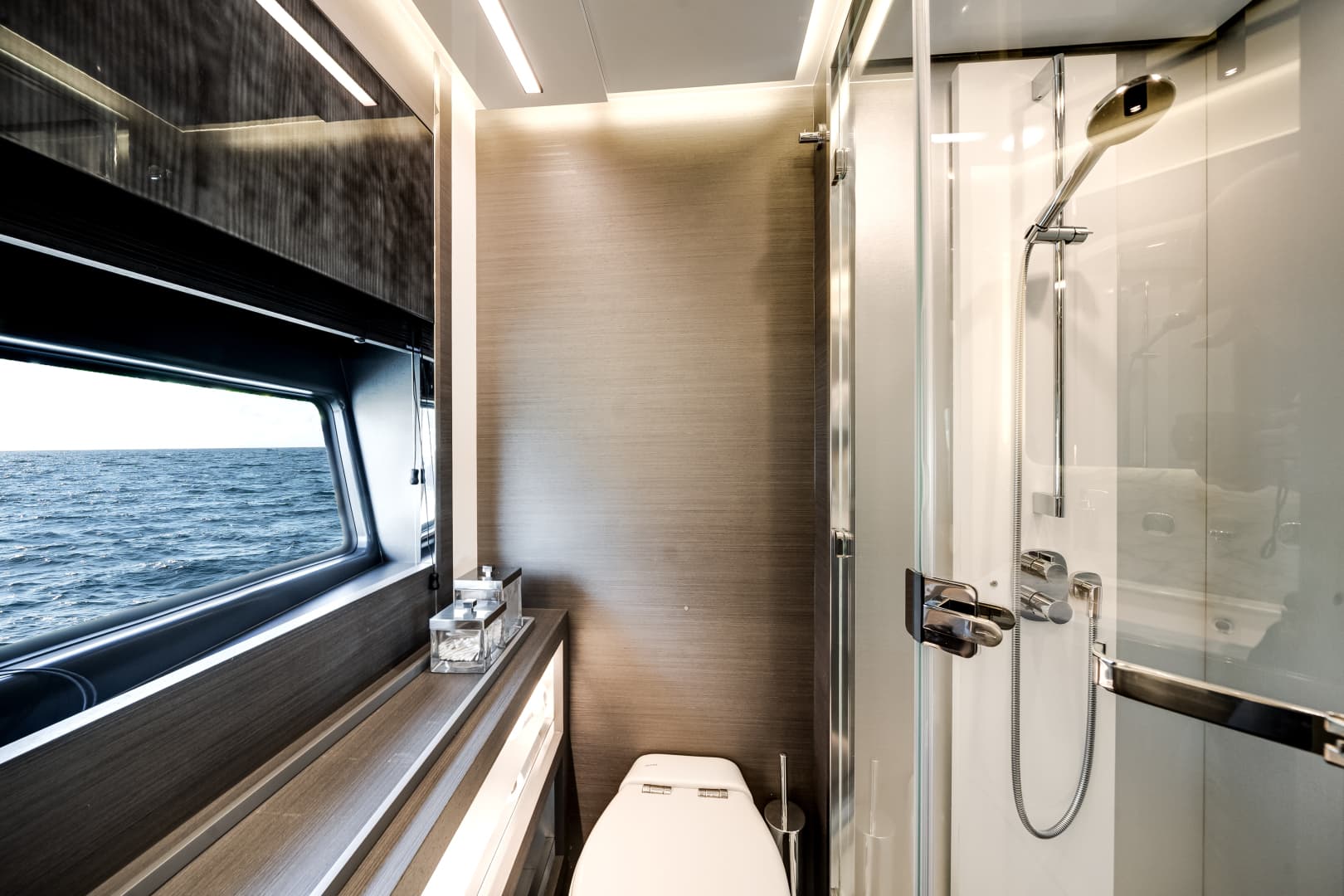 2020 Azimut S8 — photo 60