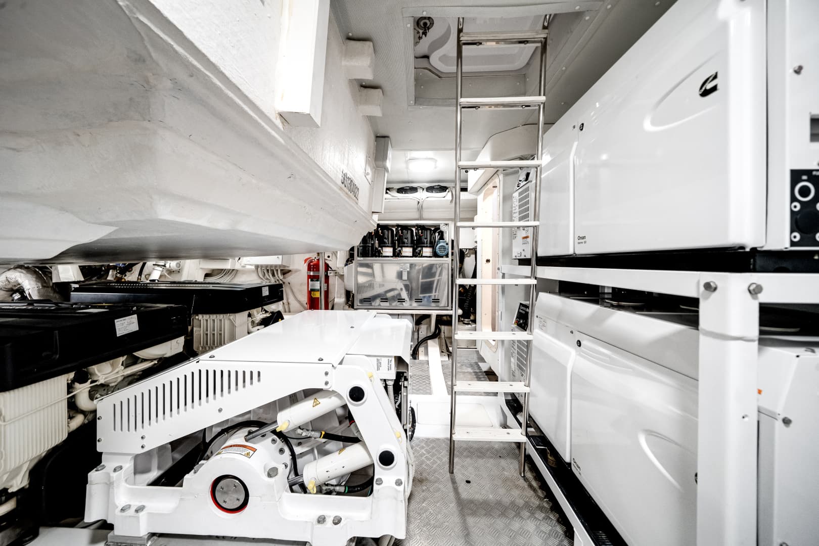 2020 Azimut S8 — photo 88