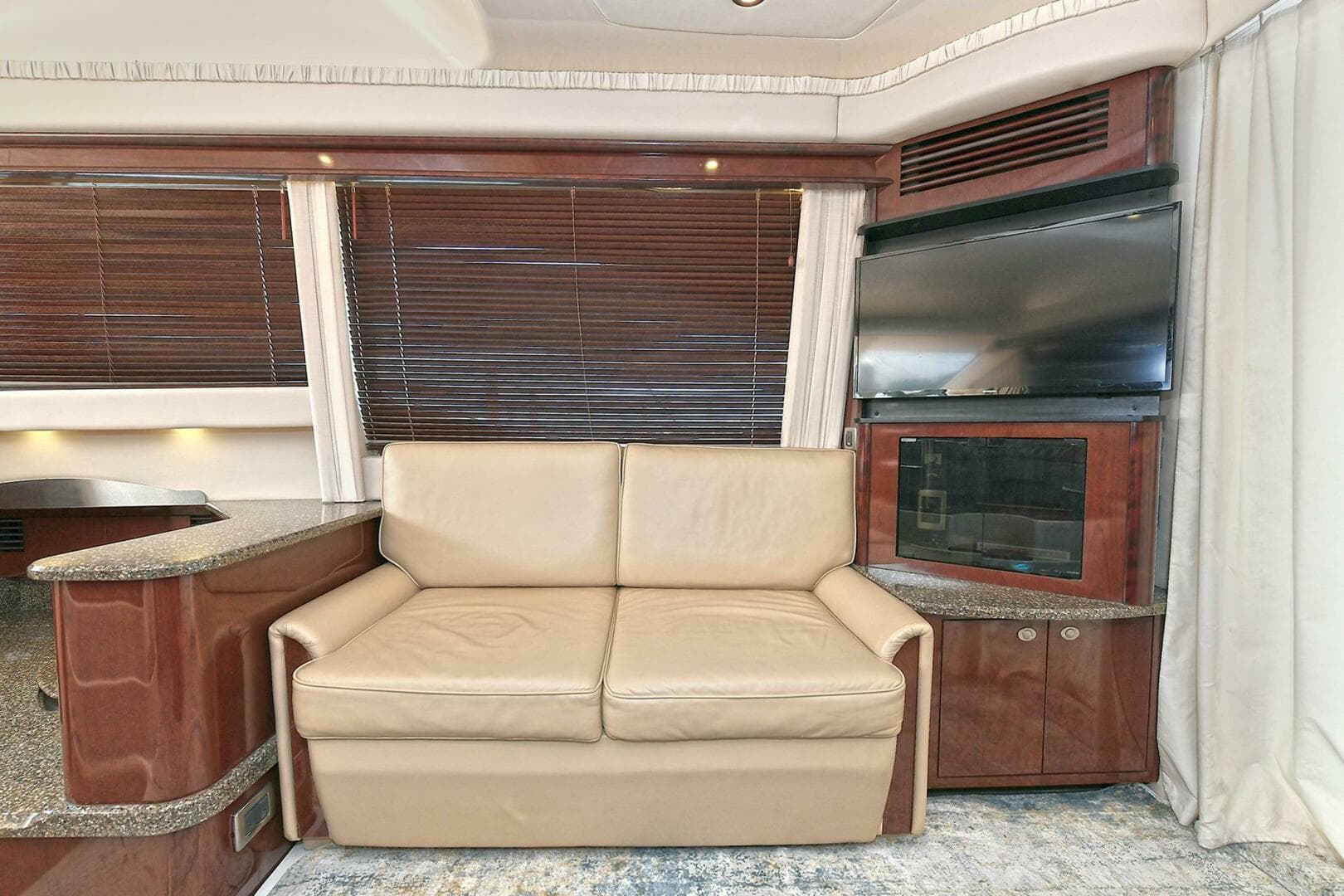 2008 Sea Ray 44 Sedan Bridge — photo 29