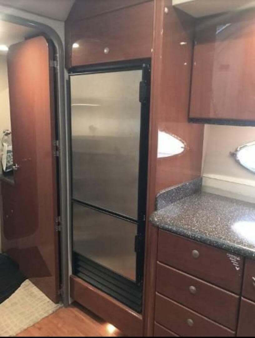 2008 Formula 45 Yacht — photo 18