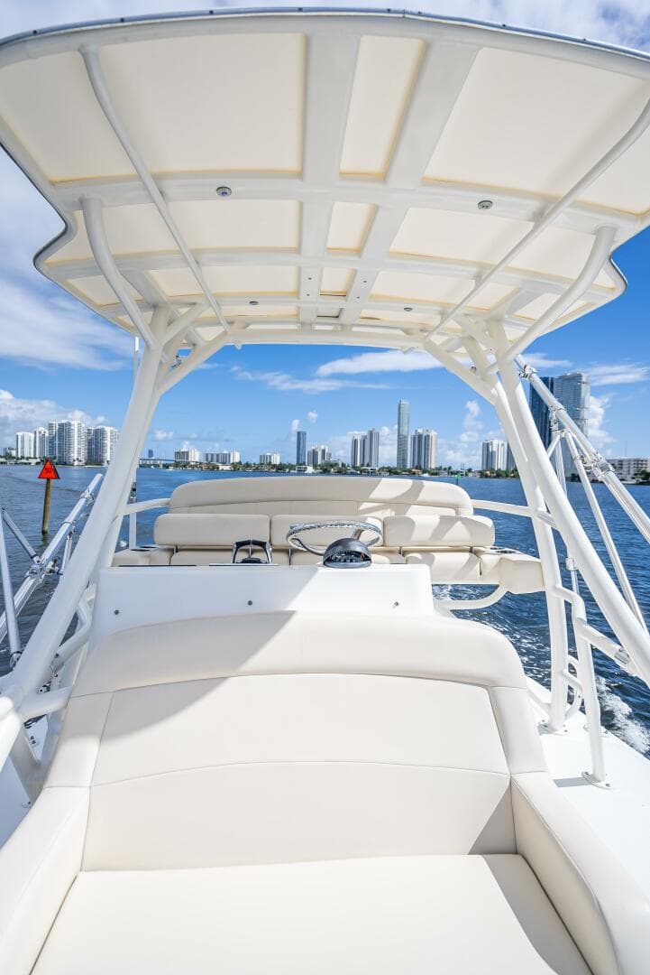 2016 Boston Whaler — photo 92