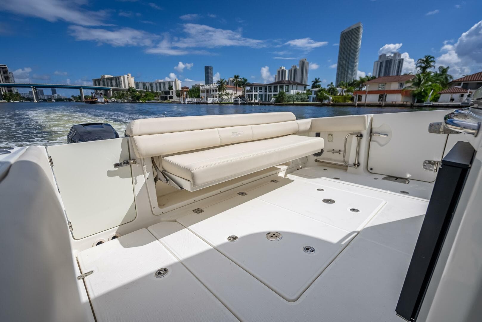 2016 Boston Whaler — photo 89