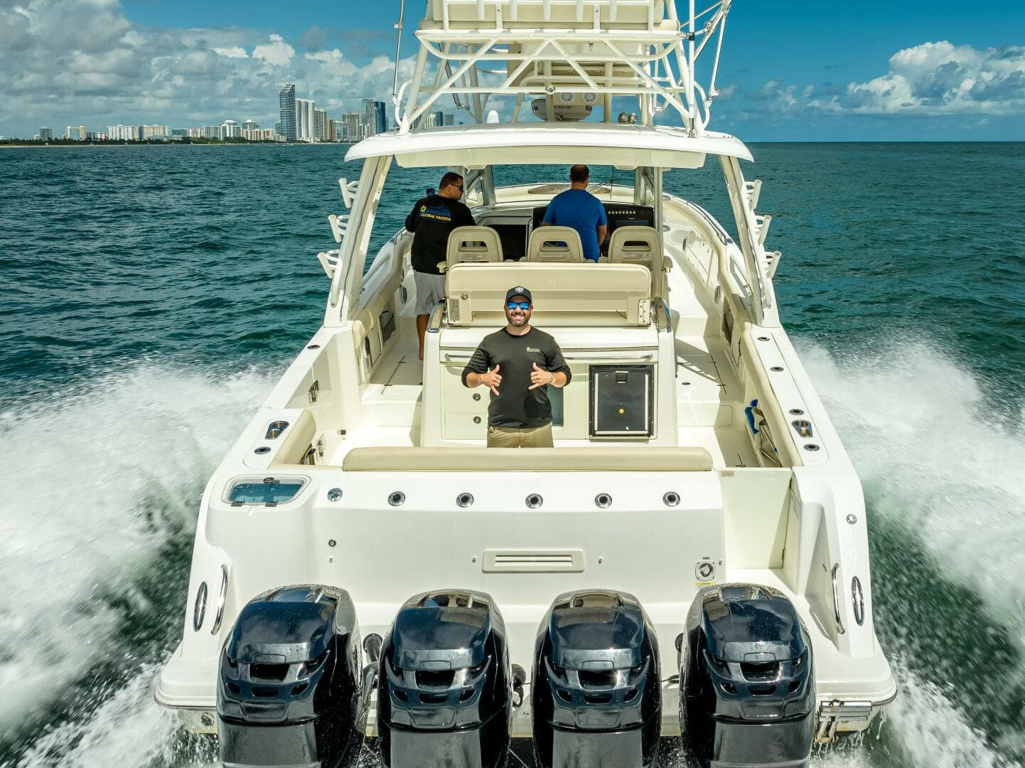 2016 Boston Whaler — photo 61