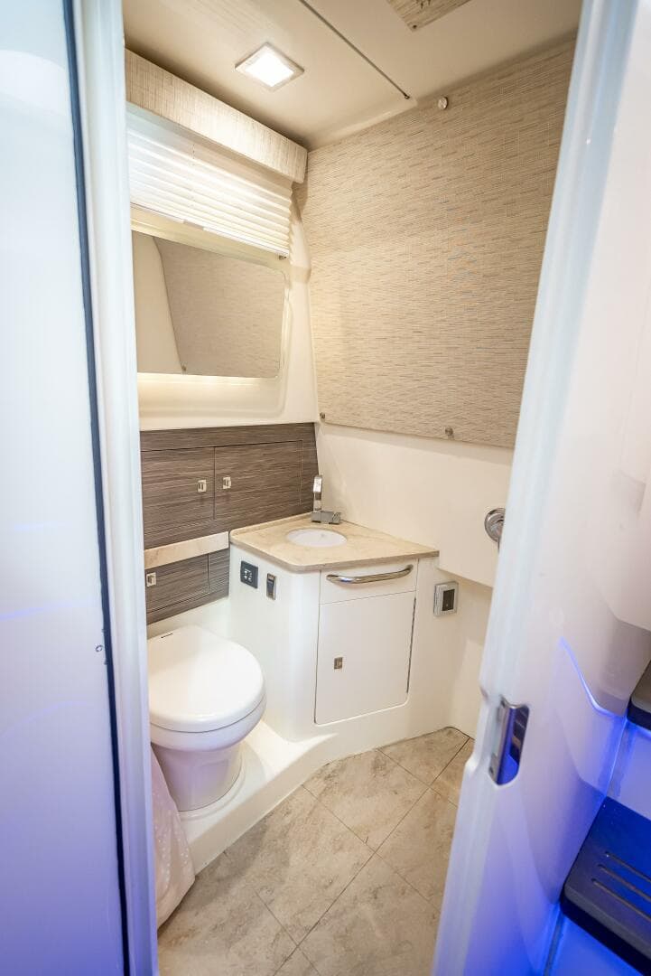 2016 Boston Whaler — photo 69