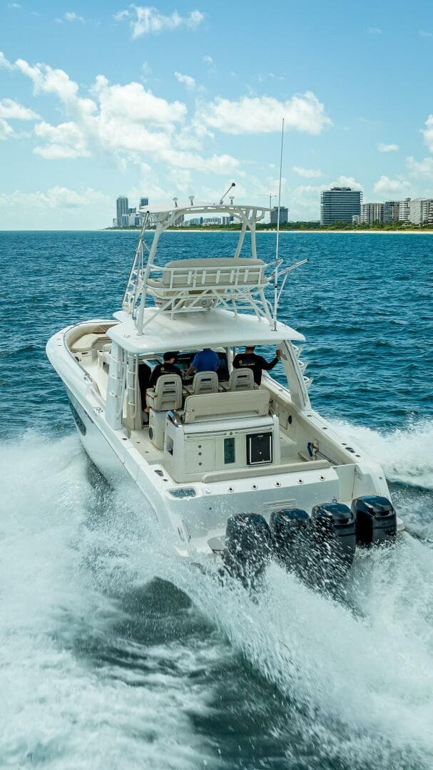 2016 Boston Whaler — photo 49