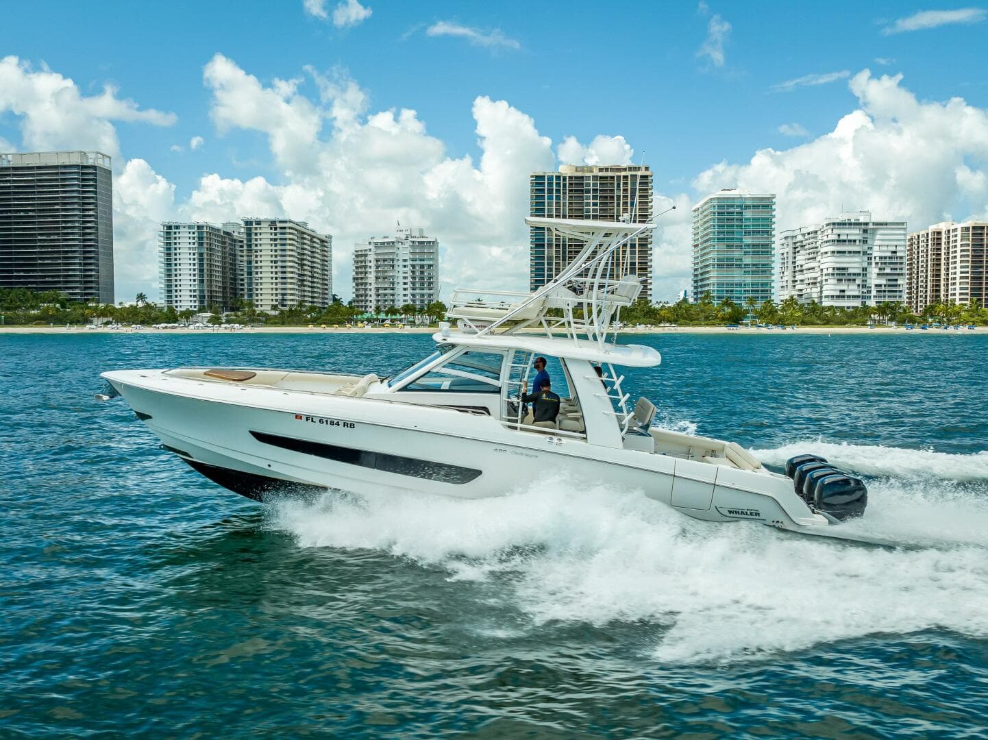 2016 Boston Whaler — photo 39