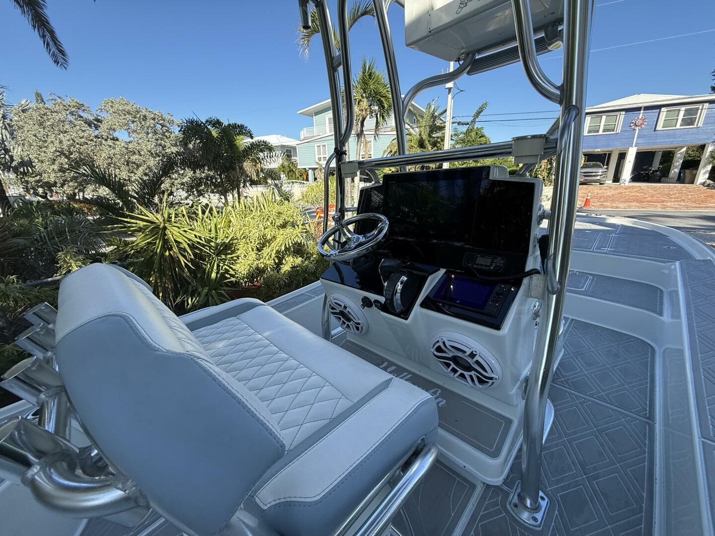 2016 Yellowfin — photo 8