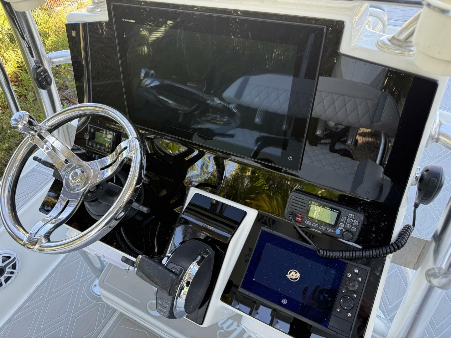 2016 Yellowfin — photo 16