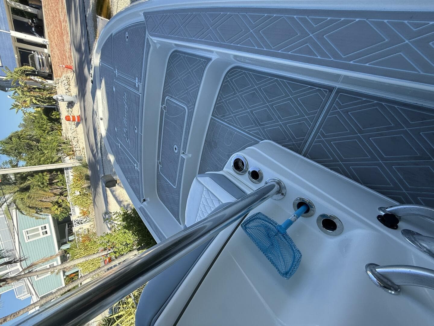 2016 Yellowfin — photo 19