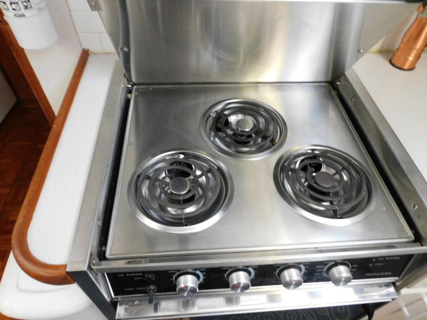 1993 Carver 445 Aft Cabin — photo 22