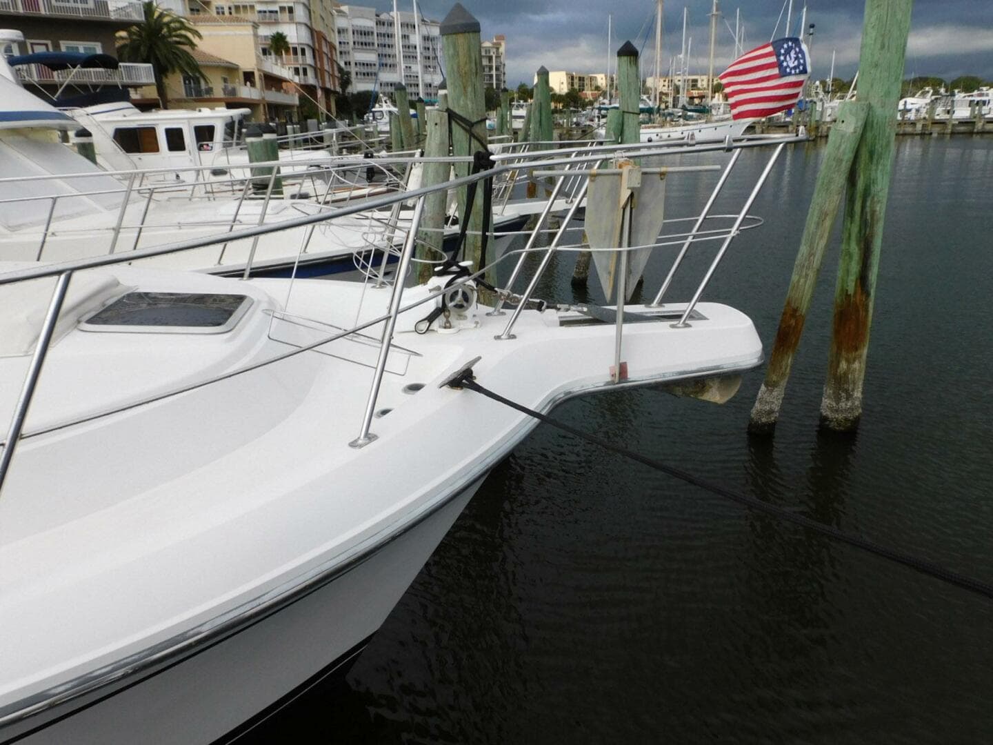 1993 Carver 445 Aft Cabin — photo 35