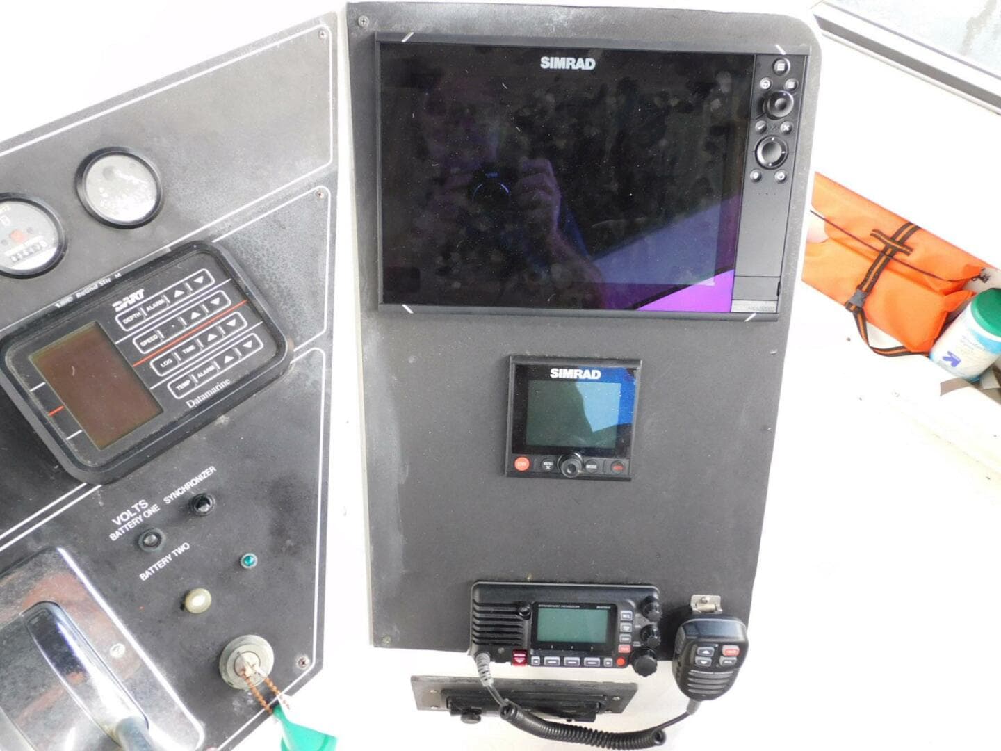 1993 Carver 445 Aft Cabin — photo 49