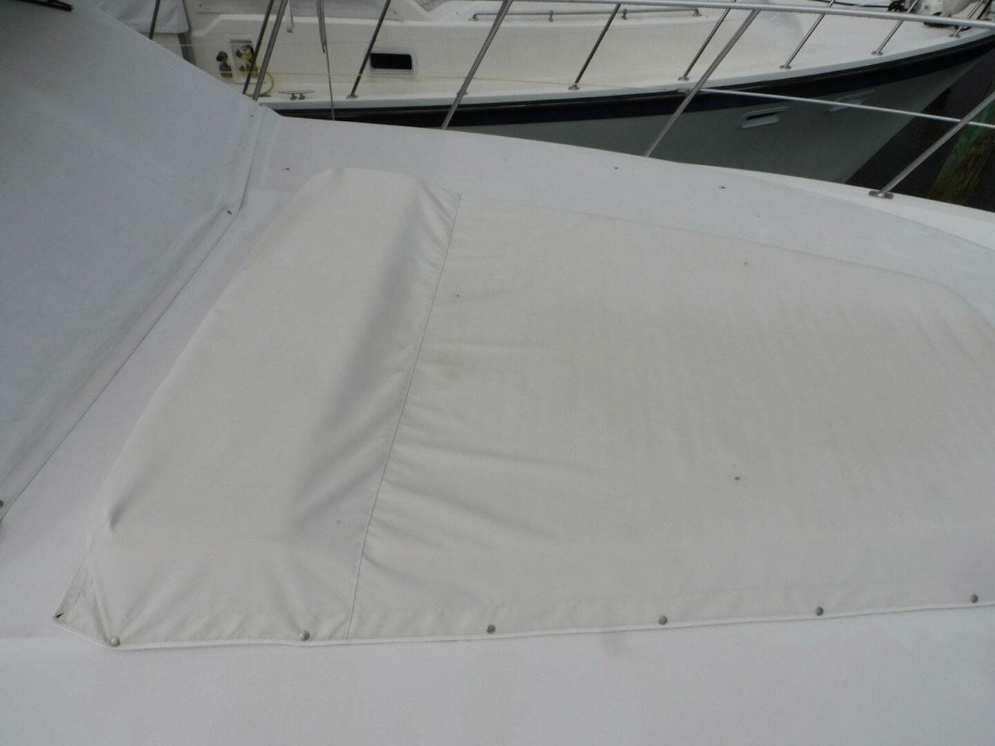 1993 Carver 445 Aft Cabin — photo 38