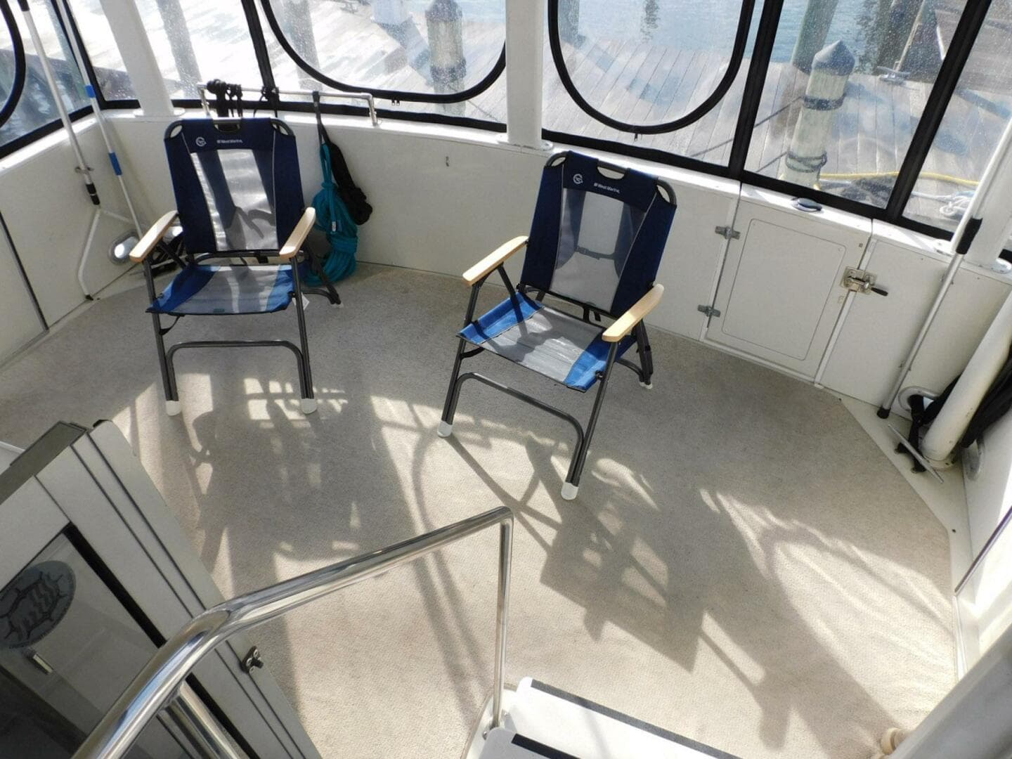 1993 Carver 445 Aft Cabin — photo 52