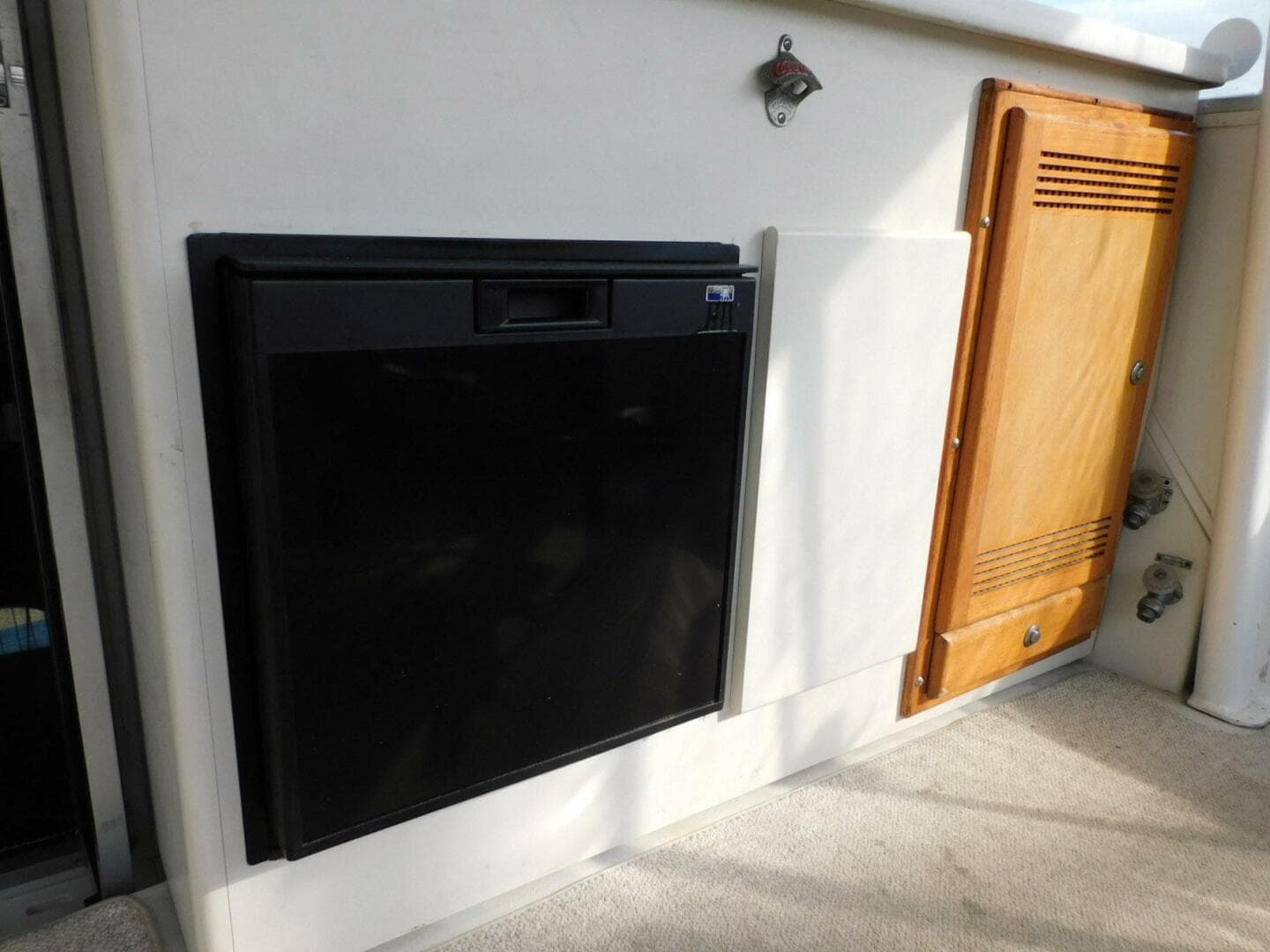 1993 Carver 445 Aft Cabin — photo 57