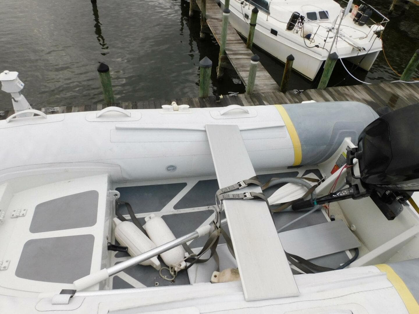 1993 Carver 445 Aft Cabin — photo 51