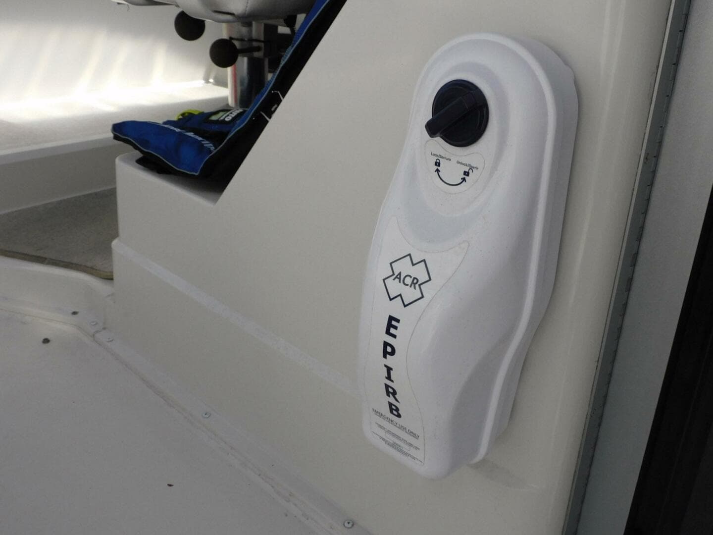 1993 Carver 445 Aft Cabin — photo 50