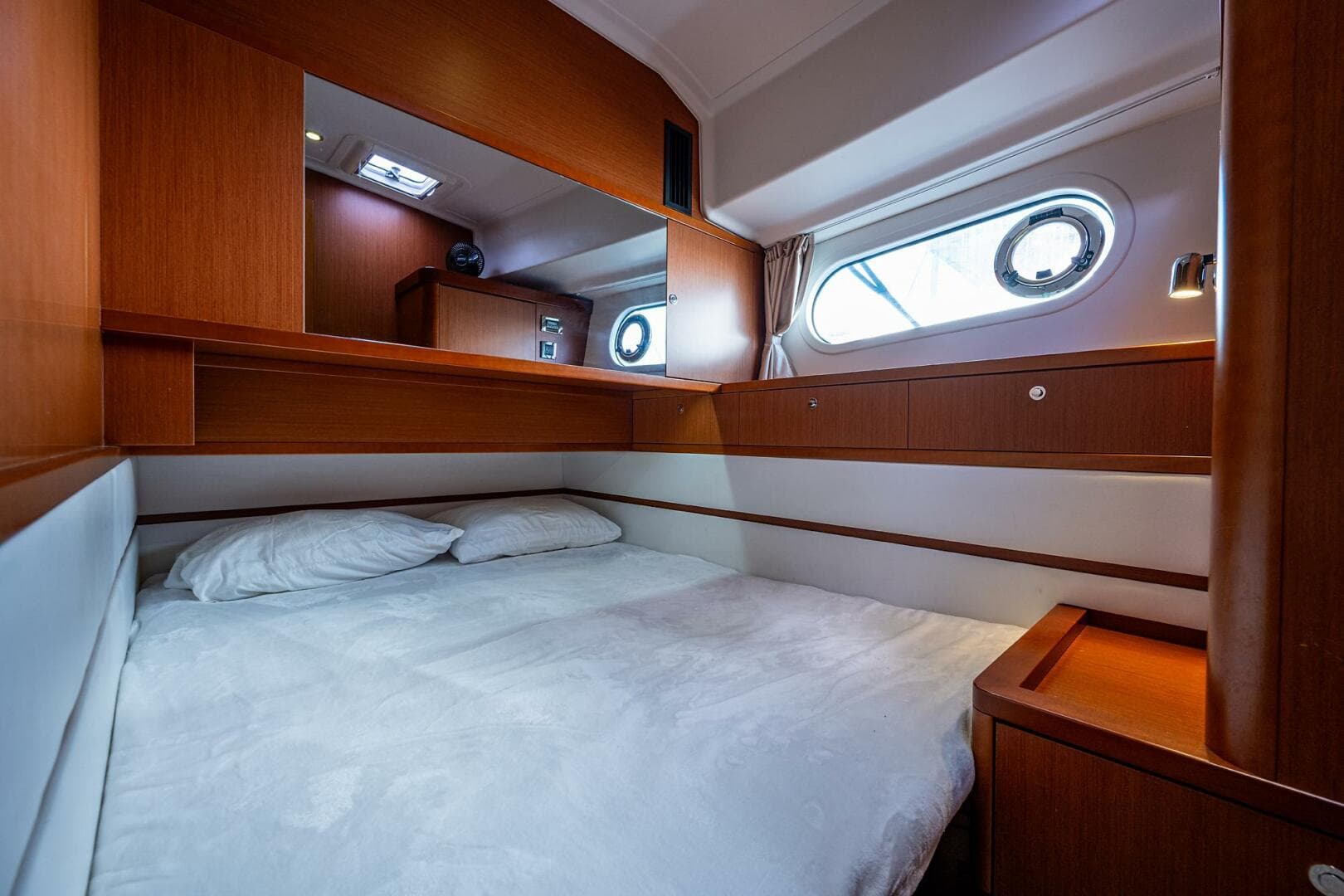 2014 Beneteau Trawler 44 — photo 20