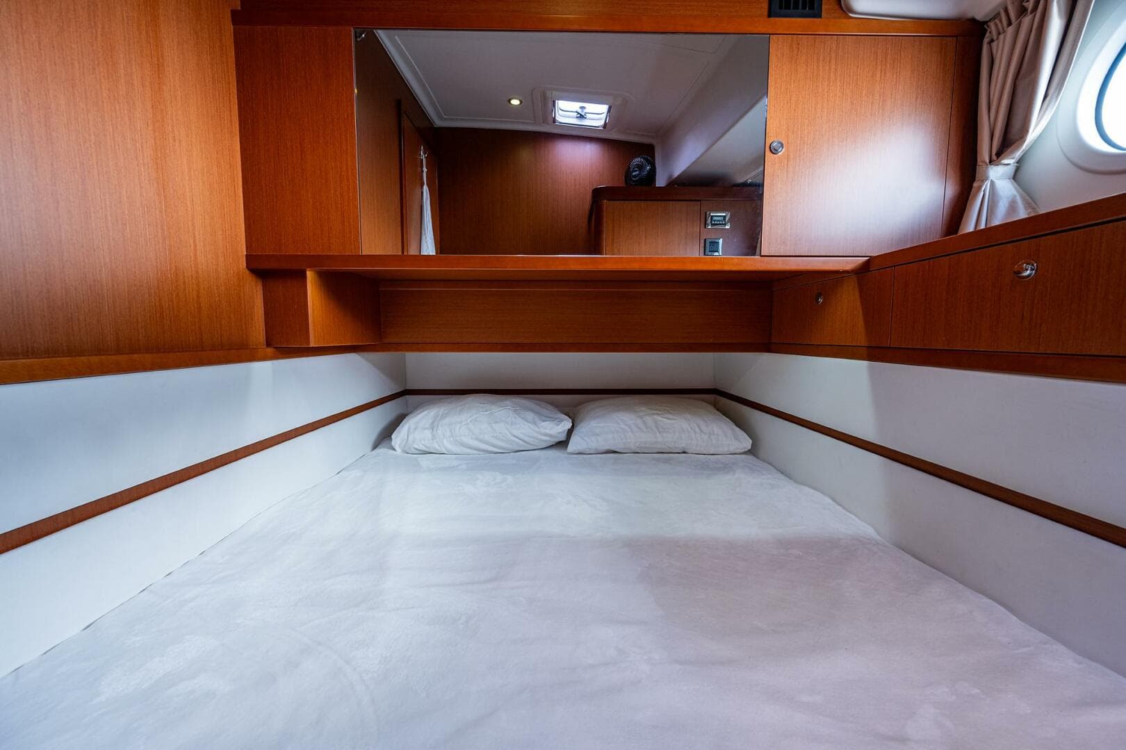 2014 Beneteau Trawler 44 — photo 21