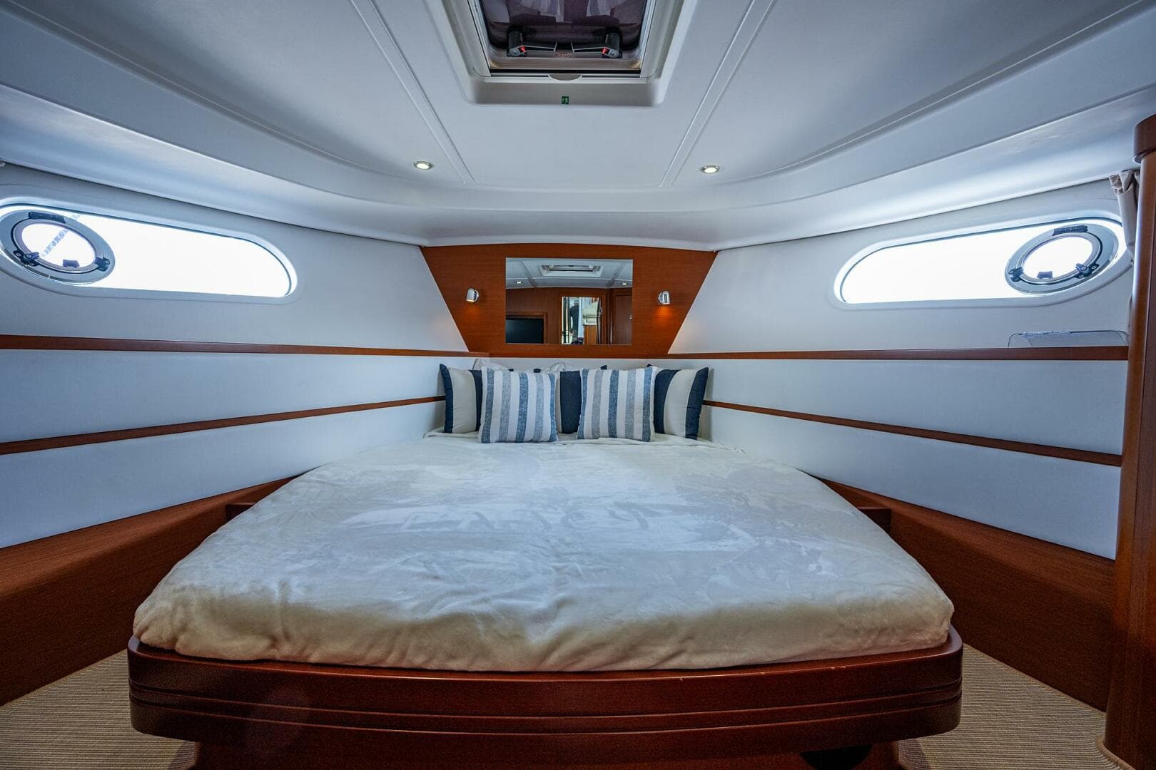2014 Beneteau Trawler 44 — photo 16