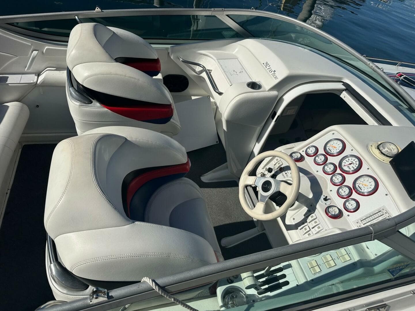 2004 Formula 29 Fastech — photo 10