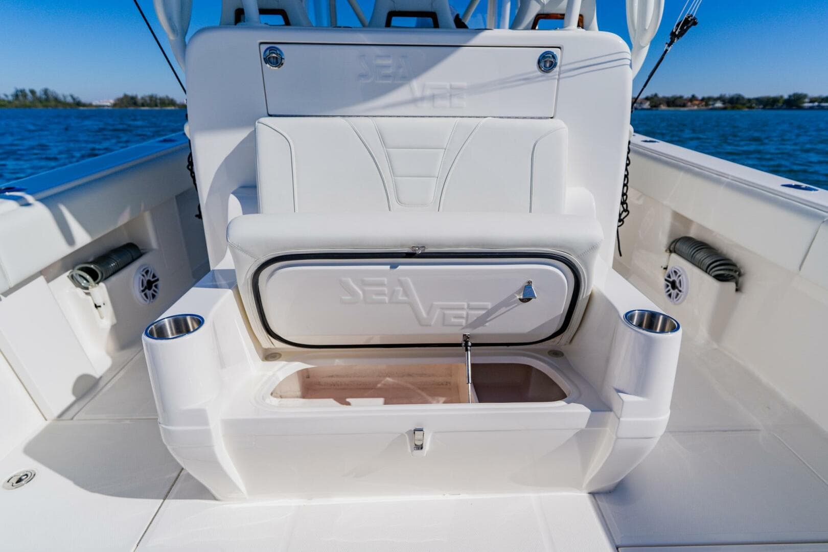 2025 Seavee 370Z — photo 40