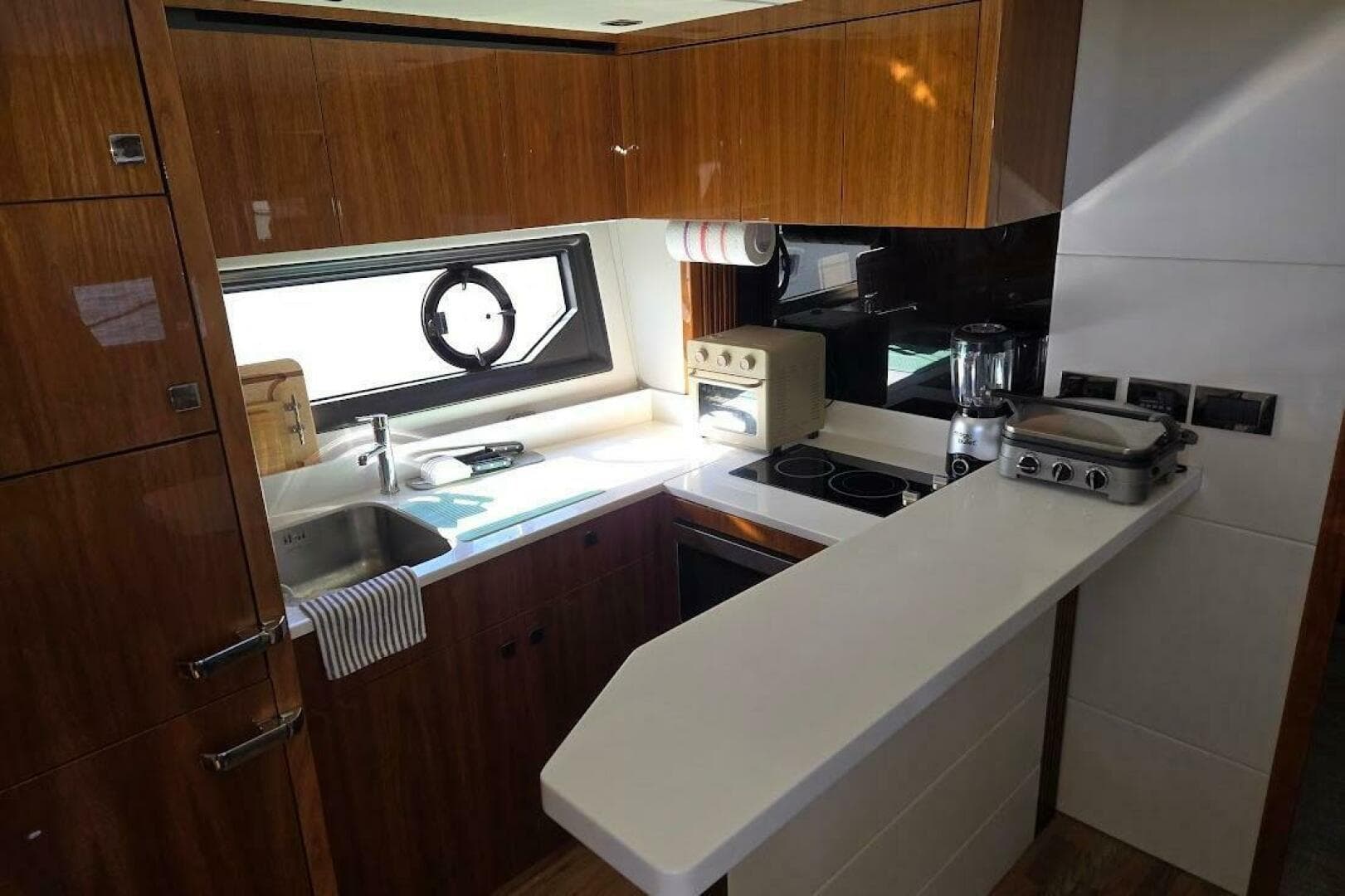 2019 Sunseeker Predator 50 — photo 4