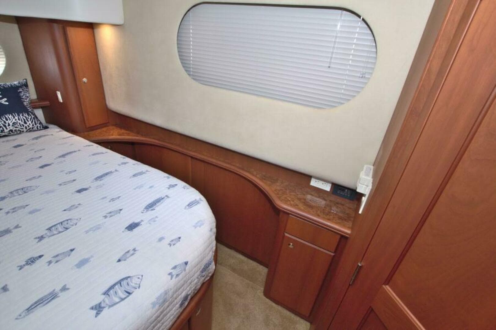 2006 Silverton 39 — photo 60